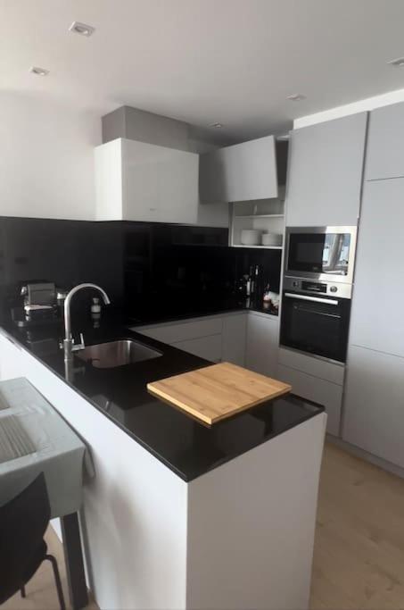 Malecon 47 Apartamento Reformado En Primera Linea Leilighet Muxia Eksteriør bilde